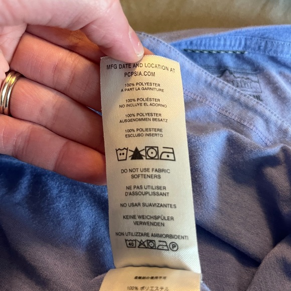 Patagonia Capilene Cool Trail Purple T shirt size L - Picture 5 of 5